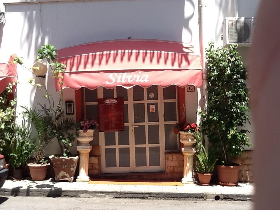 Pensione S. Antonio Ristorante Silvia フルチ・シークロ エクステリア 写真